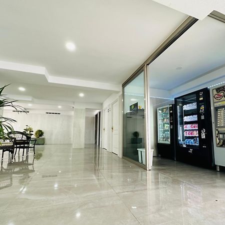 פלאייה דה לאס אמריקס Apartamentos Borinquen מראה חיצוני תמונה
