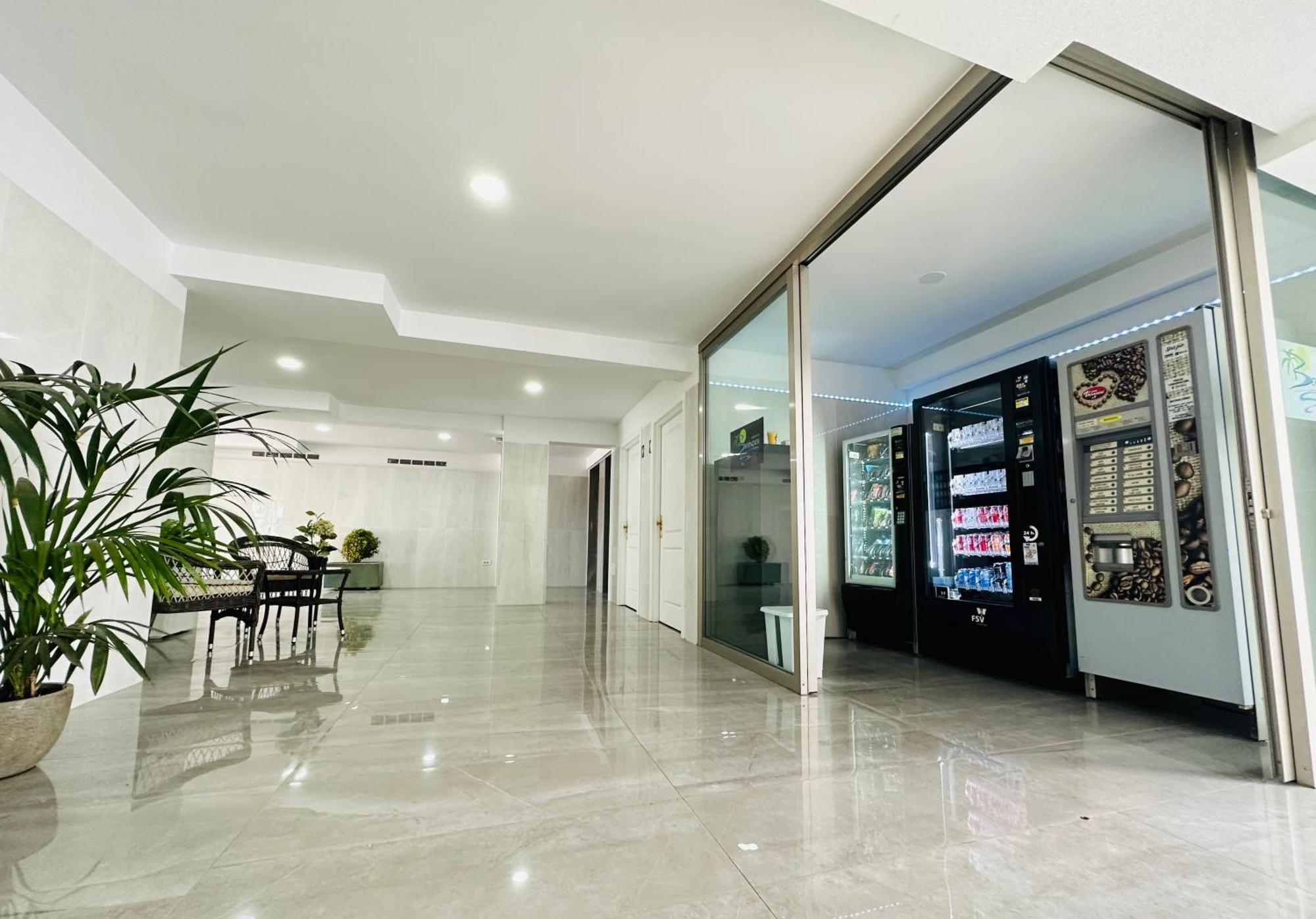פלאייה דה לאס אמריקס Apartamentos Borinquen מראה חיצוני תמונה