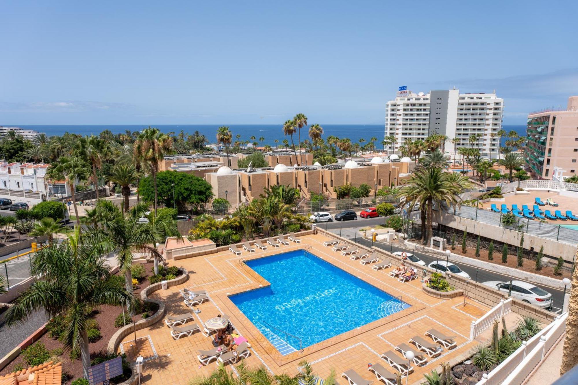 פלאייה דה לאס אמריקס Apartamentos Borinquen מראה חיצוני תמונה