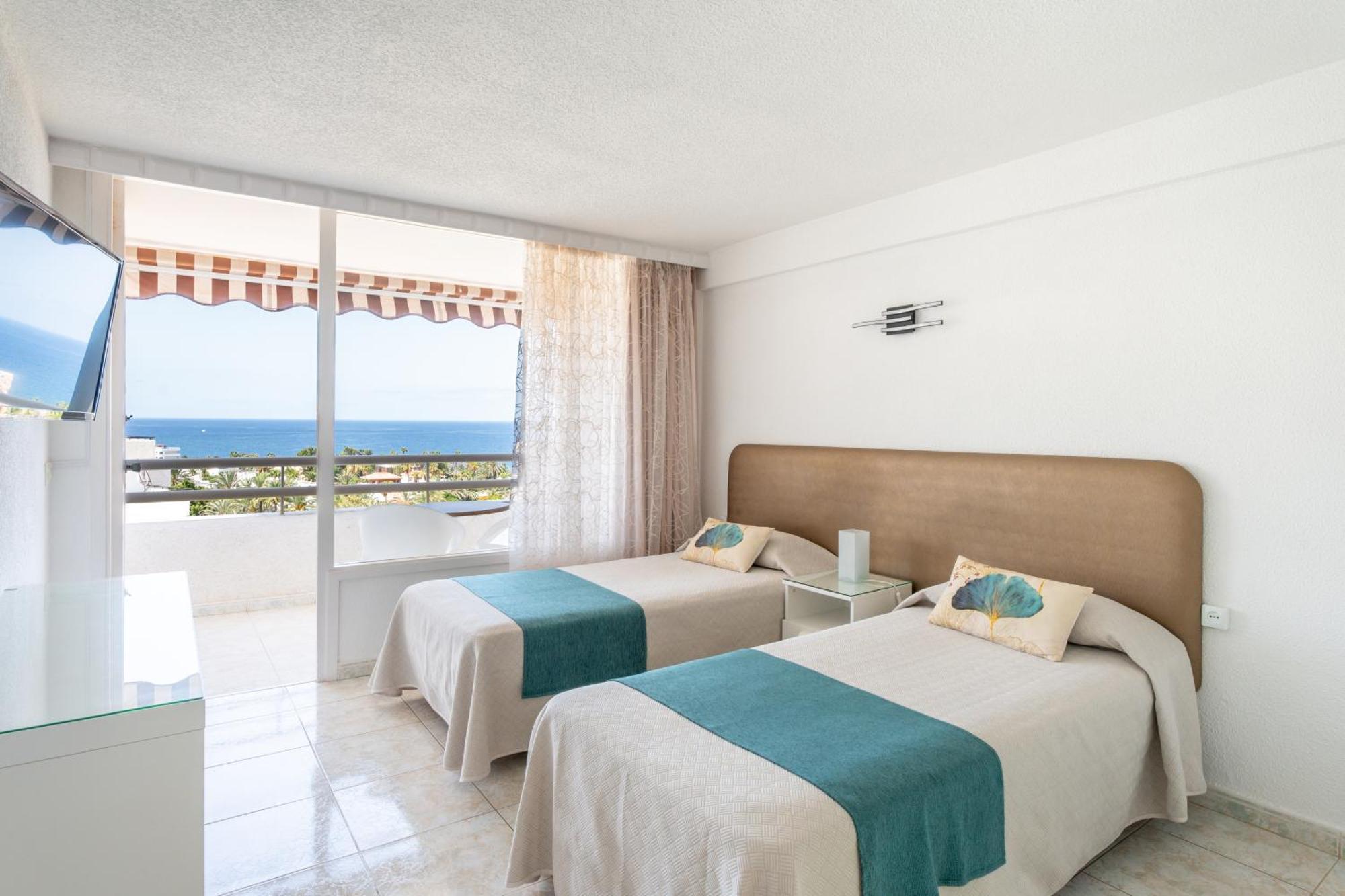 פלאייה דה לאס אמריקס Apartamentos Borinquen מראה חיצוני תמונה