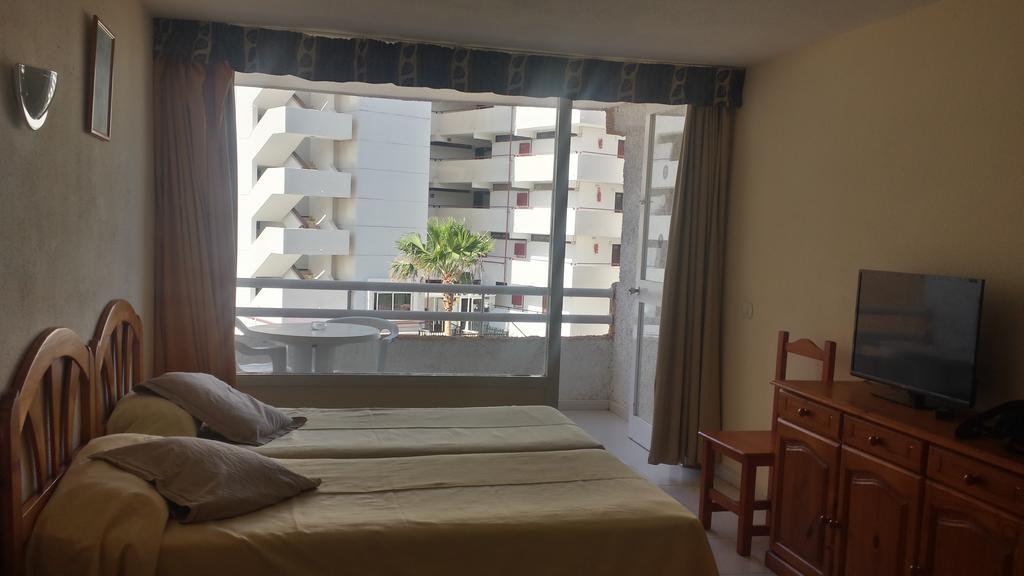פלאייה דה לאס אמריקס Apartamentos Borinquen מראה חיצוני תמונה